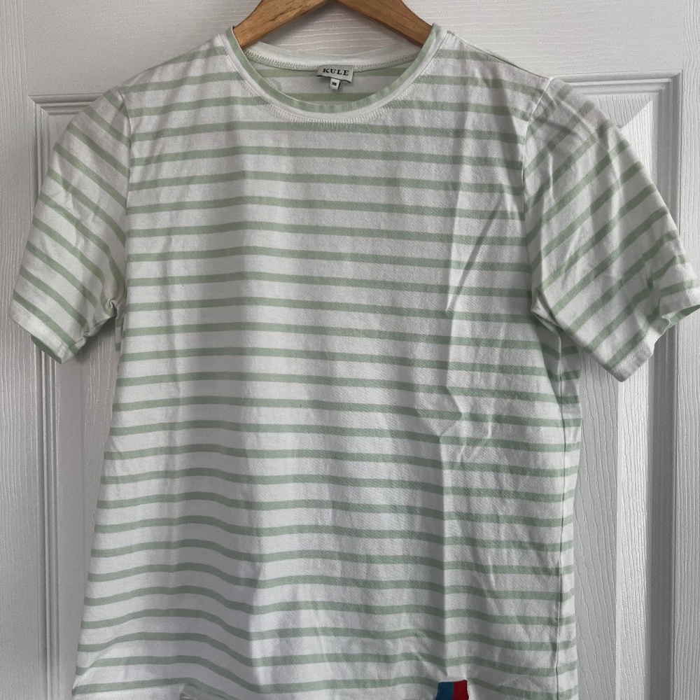 Kule The Modern Tee in Sage Green